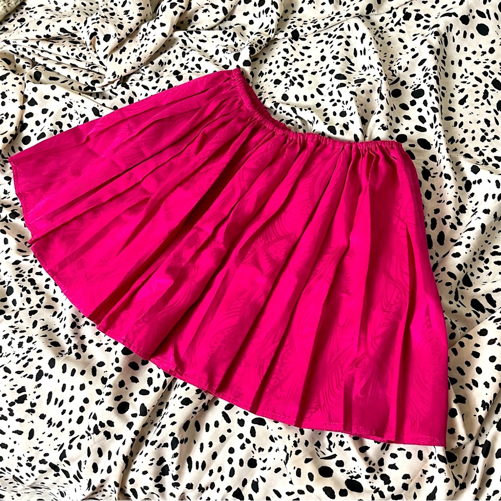 A815 Pleated Mini Skirt